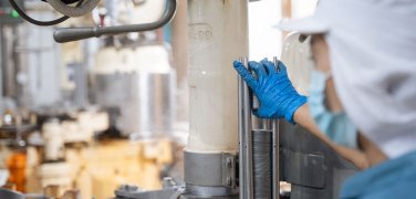 食品工場での安全対策は？起こりやすい労働災害や従業員の安全と健康を守る方法を解説 │食品工場Week/飲食業界イノベーションWeek